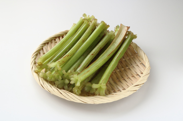 フキ
