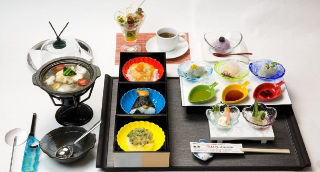東通天然ヒラメ刺身重