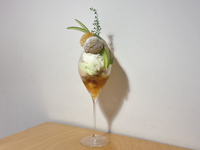 メロンと紅茶のパフェ