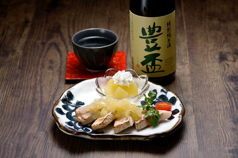 豊盃 特別純米酒×あおもりりんご シラップ漬け(リンゴジュース)